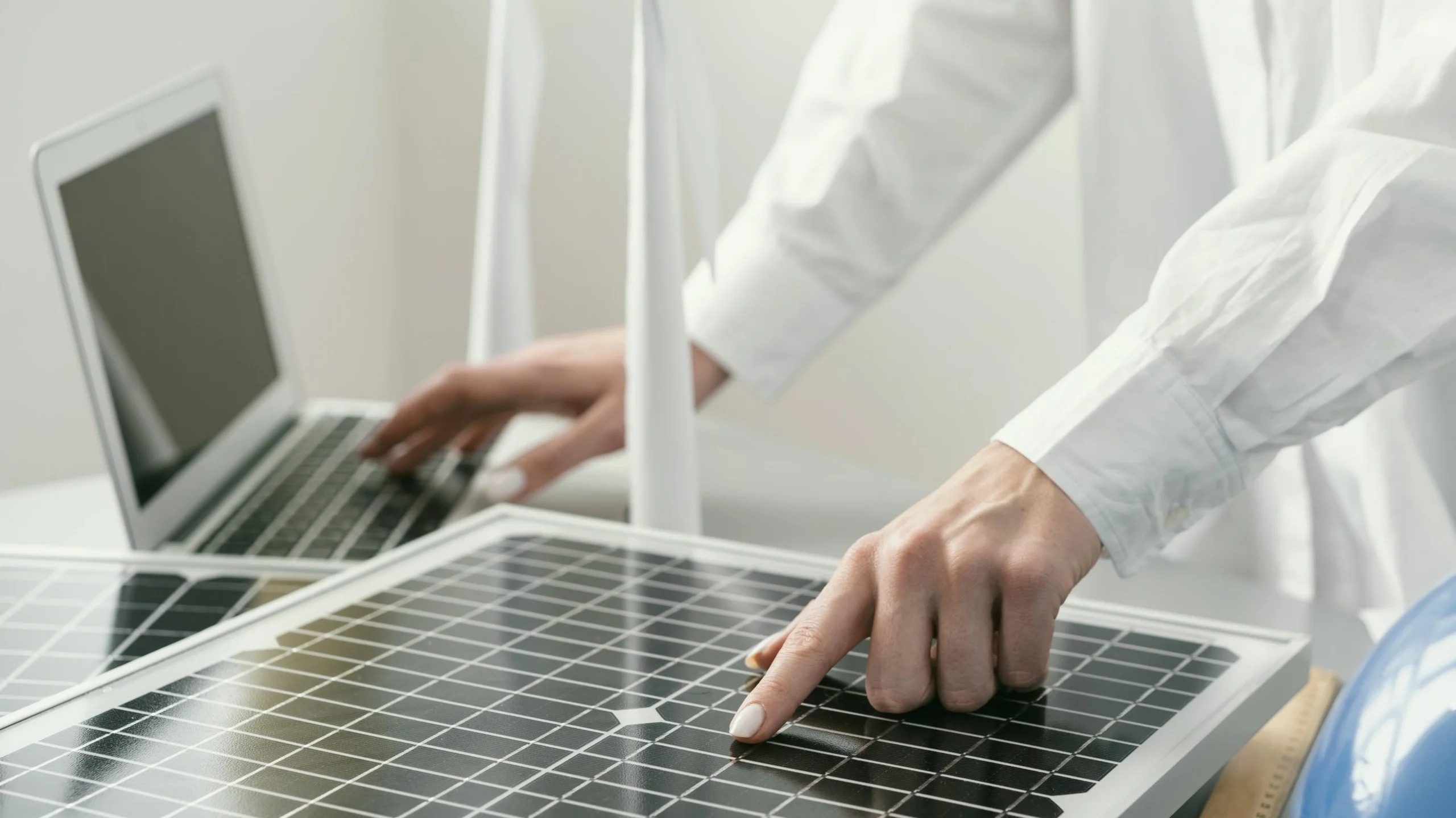 solar panels with micro inverters