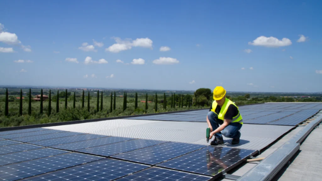 solar panel lifespan
