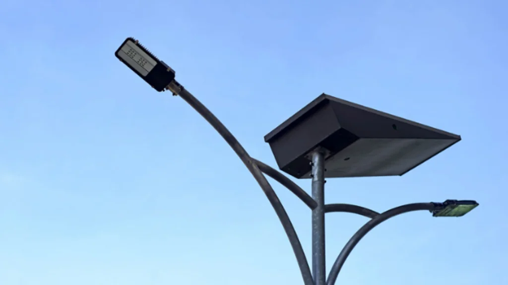 Solar deck post lights