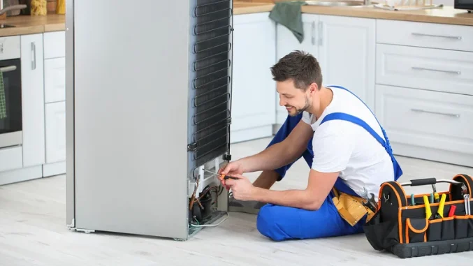 Solar refrigerator